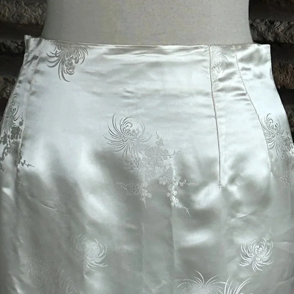 Vintage Handmade Chinese Ivory Brocade Maxi Skirt - Picture 6 of 7